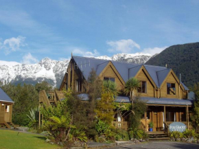  Fox Glacier Lodge  Фокс Глейшер